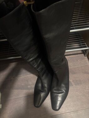 Vince Camuto Black Leather Pointed-Toe Knee-High Heeled Boots